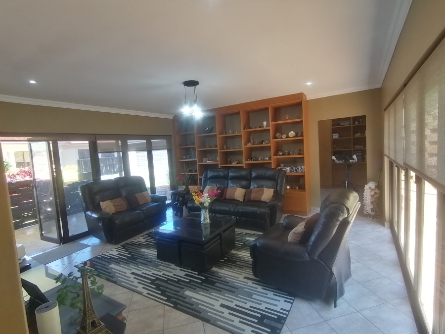 4 Bedroom Property for Sale in Seaward Estate KwaZulu-Natal