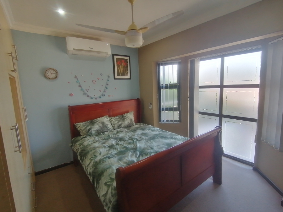 4 Bedroom Property for Sale in Seaward Estate KwaZulu-Natal