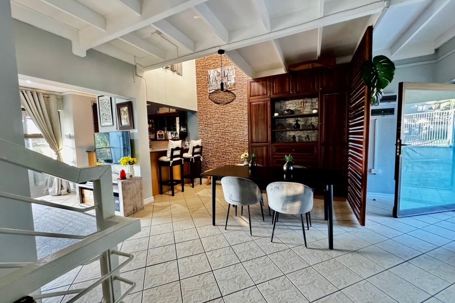 4 Bedroom Property for Sale in Salt Rock KwaZulu-Natal