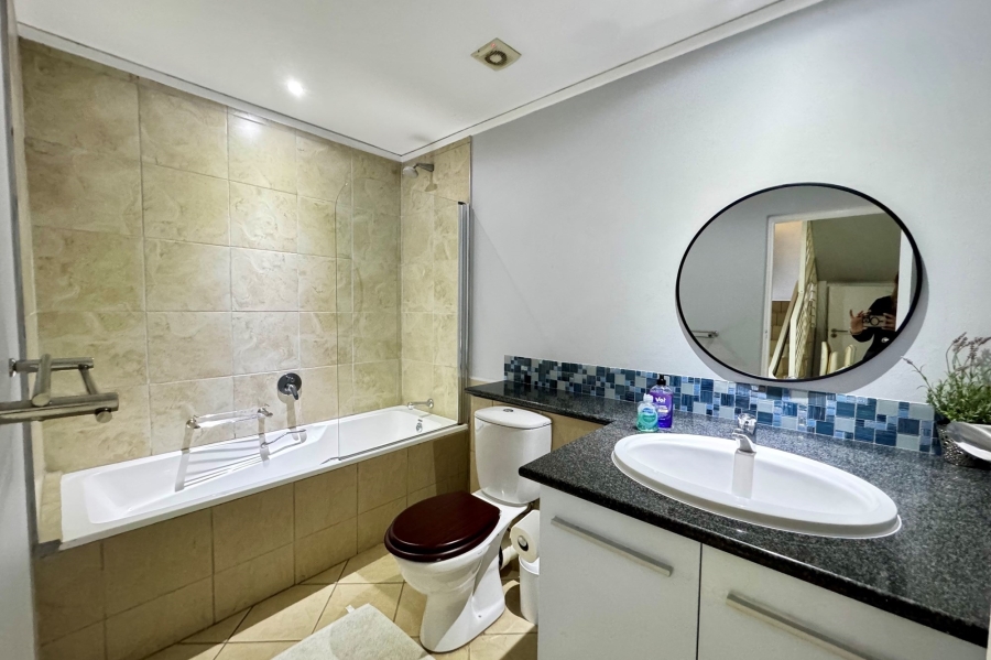 4 Bedroom Property for Sale in Salt Rock KwaZulu-Natal
