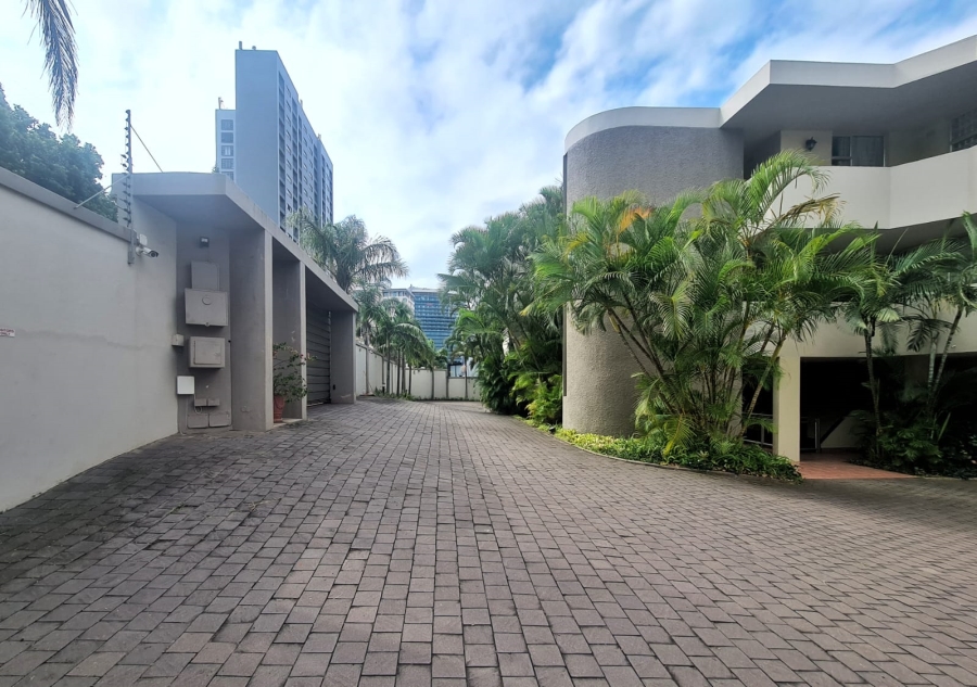 To Let 3 Bedroom Property for Rent in Umhlanga KwaZulu-Natal