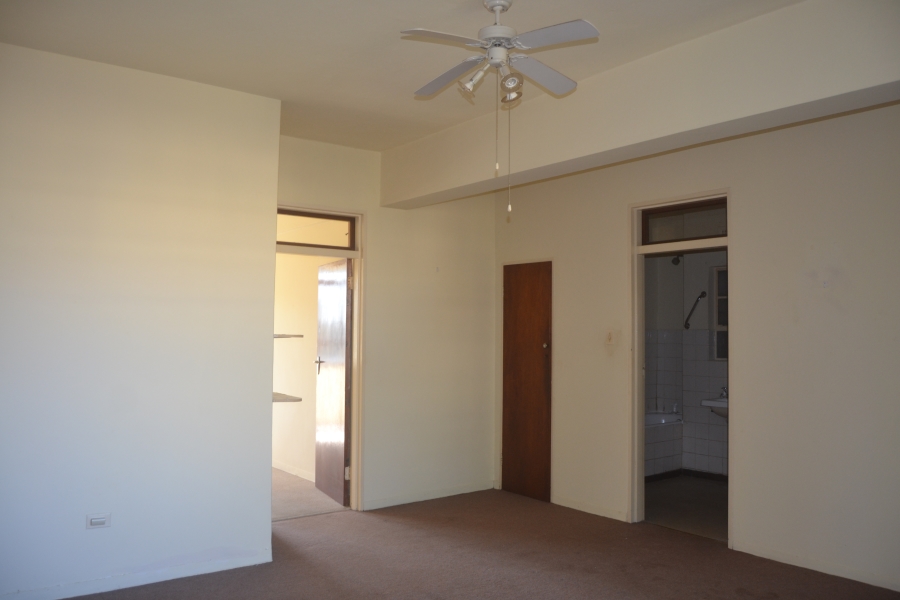 1 Bedroom Property for Sale in Scottburgh Central KwaZulu-Natal