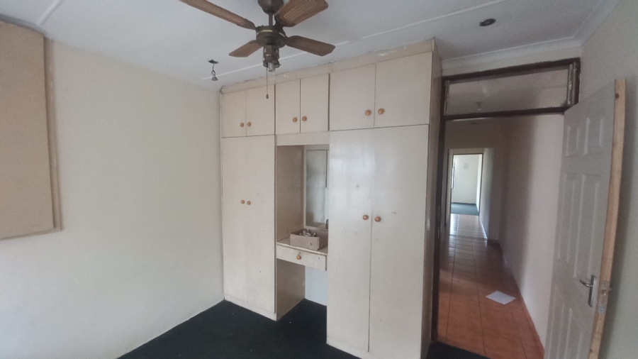 4 Bedroom Property for Sale in Westcliff KwaZulu-Natal