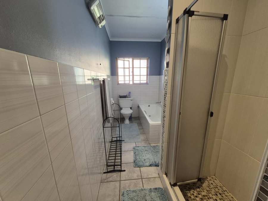 3 Bedroom Property for Sale in Montrose KwaZulu-Natal