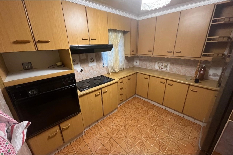 2 Bedroom Property for Sale in Acaciaville KwaZulu-Natal