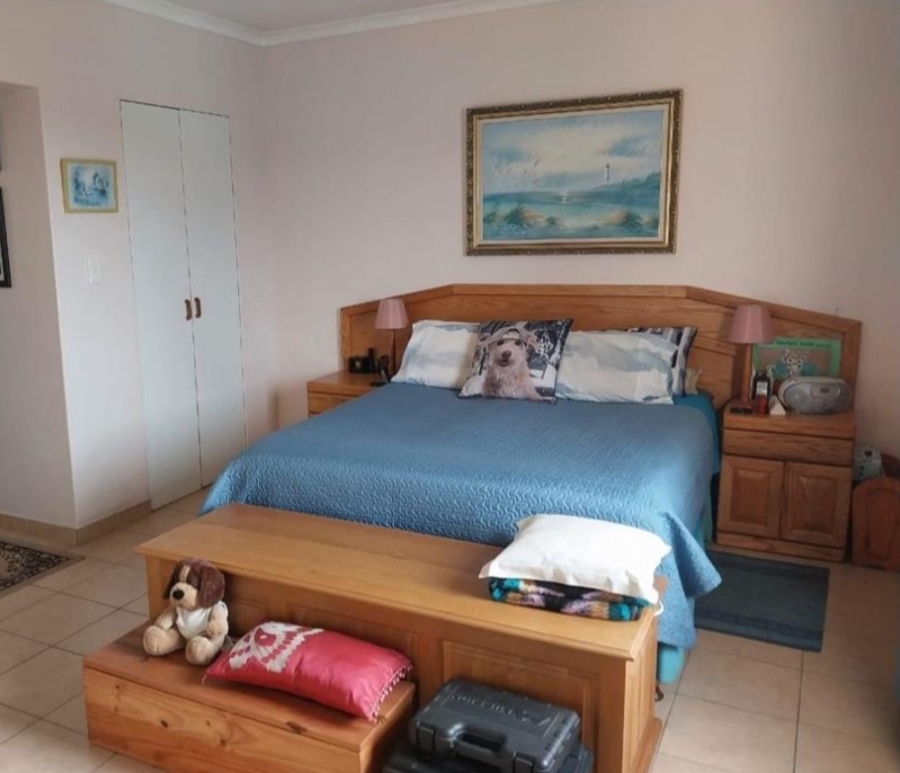 4 Bedroom Property for Sale in Somerset Park KwaZulu-Natal
