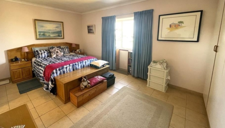 4 Bedroom Property for Sale in Somerset Park KwaZulu-Natal