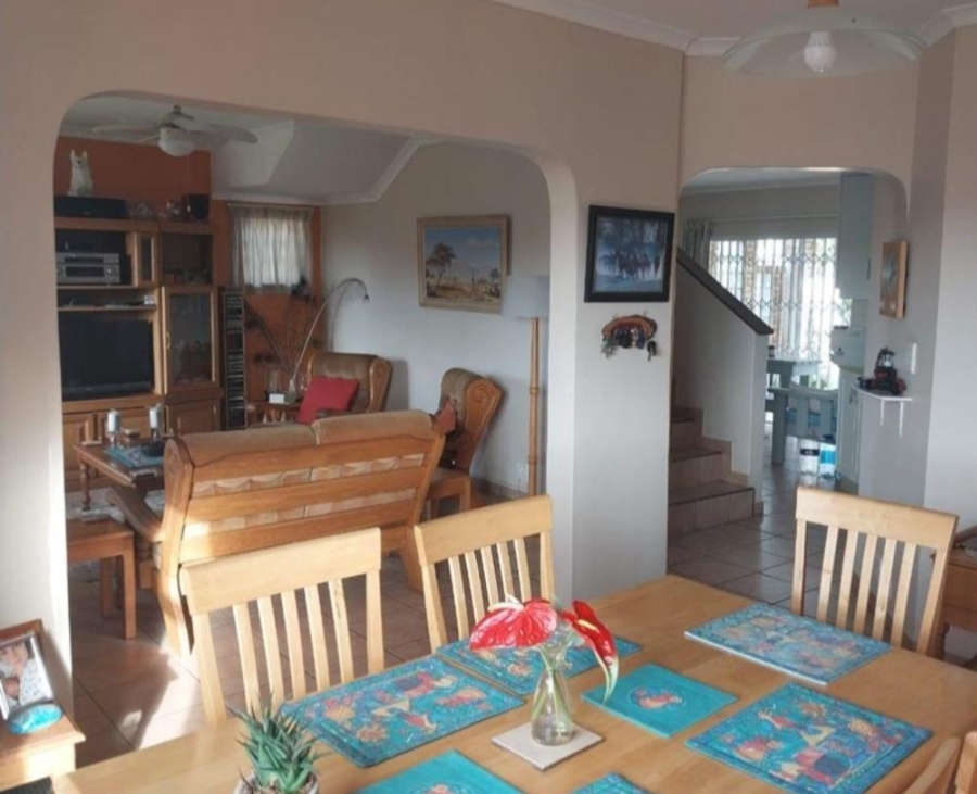 4 Bedroom Property for Sale in Somerset Park KwaZulu-Natal