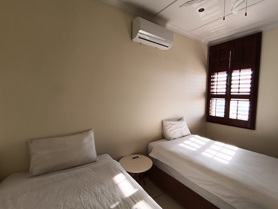 To Let 2 Bedroom Property for Rent in Selection Beach KwaZulu-Natal