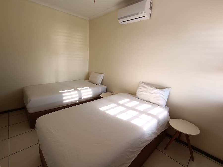 To Let 2 Bedroom Property for Rent in Selection Beach KwaZulu-Natal