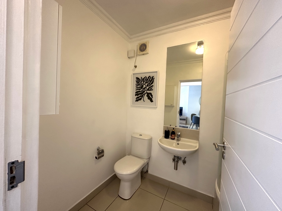 2 Bedroom Property for Sale in Umhlanga Ridge KwaZulu-Natal