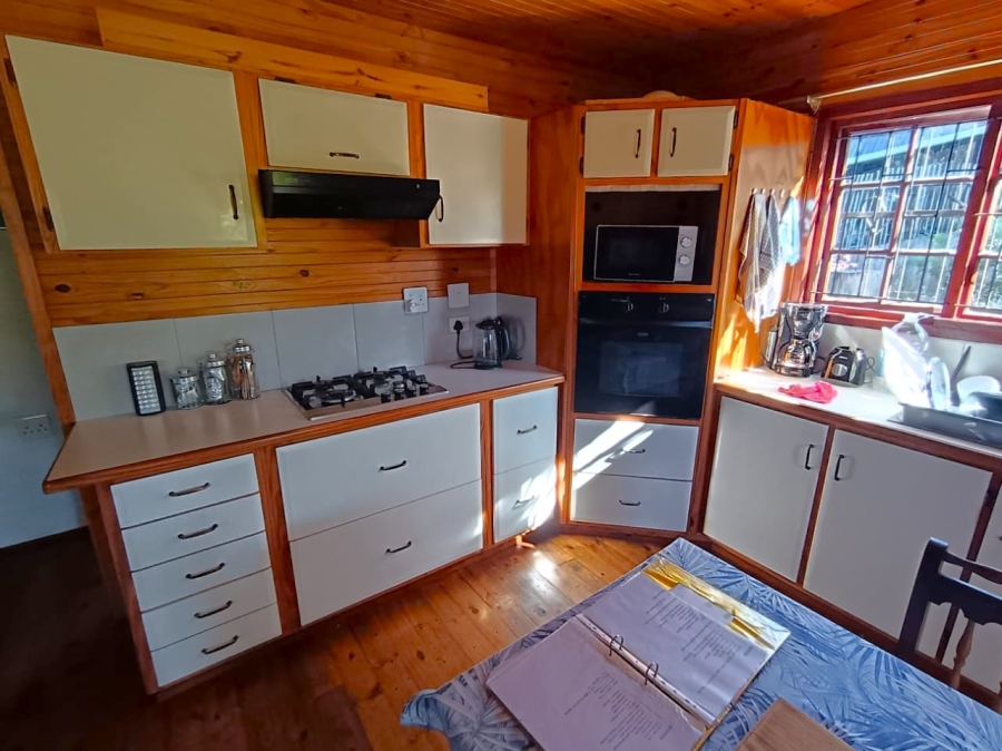 2 Bedroom Property for Sale in Hibberdene KwaZulu-Natal