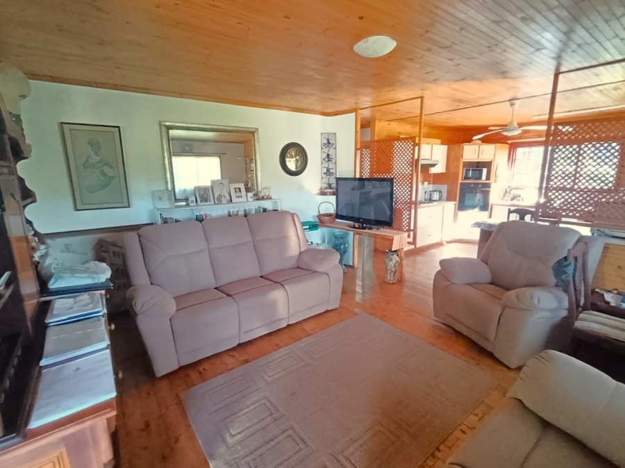 2 Bedroom Property for Sale in Hibberdene KwaZulu-Natal