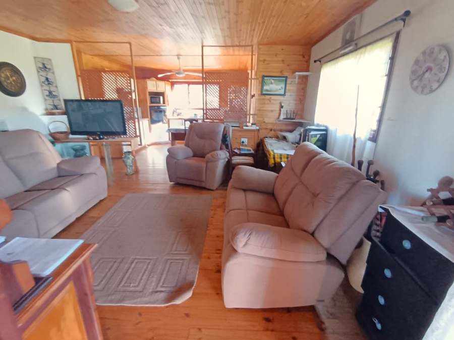 2 Bedroom Property for Sale in Hibberdene KwaZulu-Natal