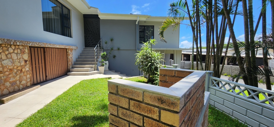To Let 4 Bedroom Property for Rent in Shelly Beach KwaZulu-Natal