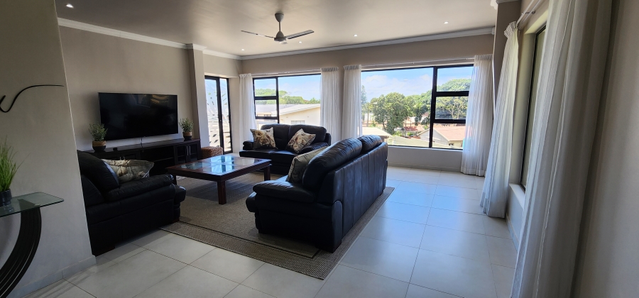 To Let 4 Bedroom Property for Rent in Shelly Beach KwaZulu-Natal
