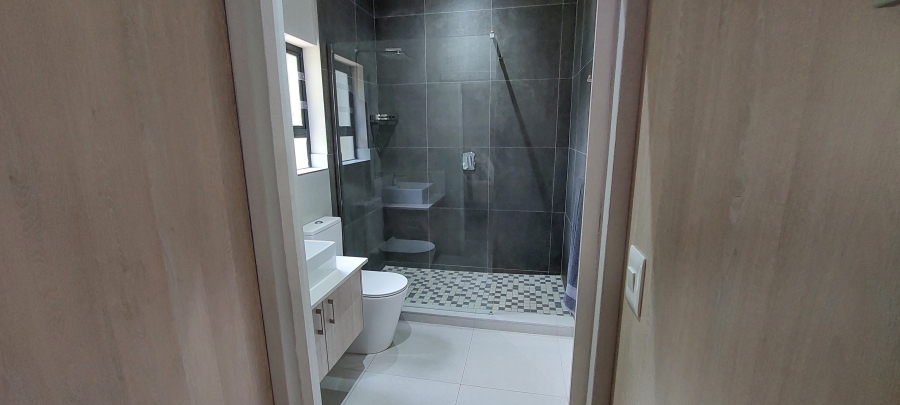 To Let 4 Bedroom Property for Rent in Shelly Beach KwaZulu-Natal