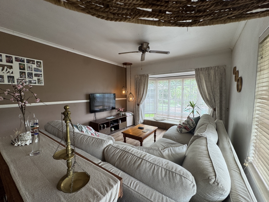 2 Bedroom Property for Sale in Hillcrest Central KwaZulu-Natal