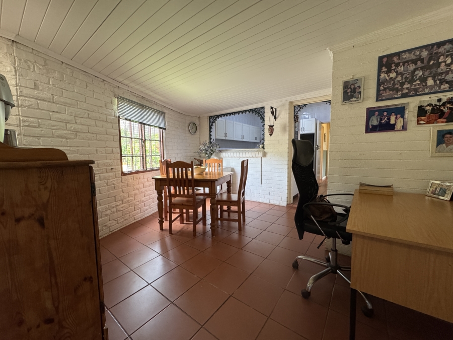 2 Bedroom Property for Sale in Hillcrest Central KwaZulu-Natal