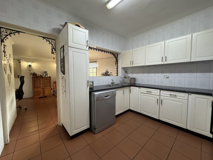 2 Bedroom Property for Sale in Hillcrest Central KwaZulu-Natal