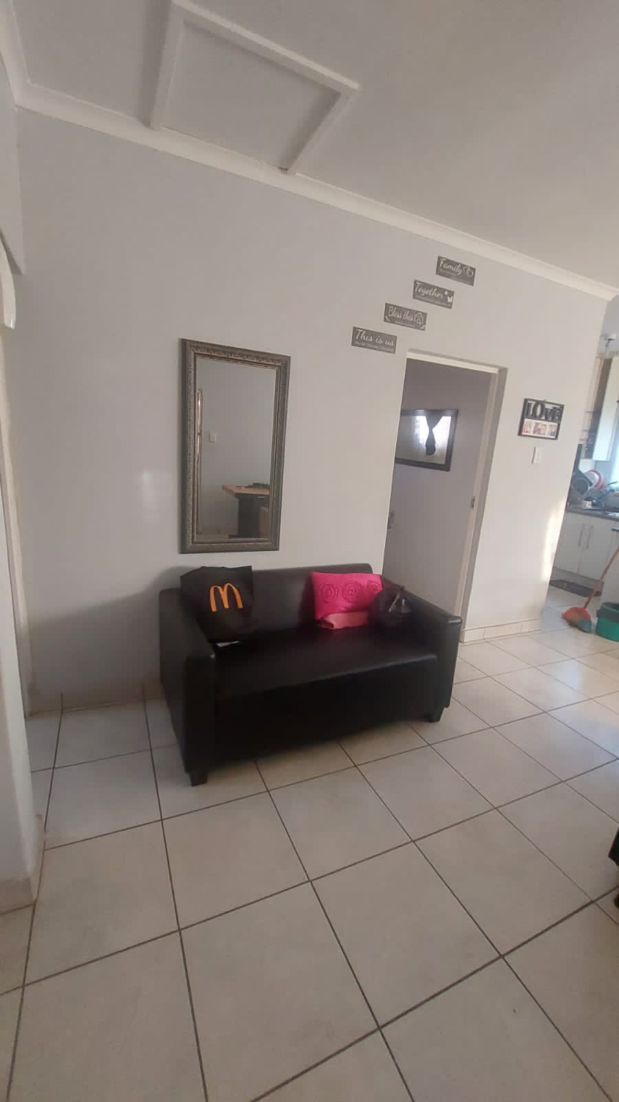 5 Bedroom Property for Sale in Mount Vernon KwaZulu-Natal