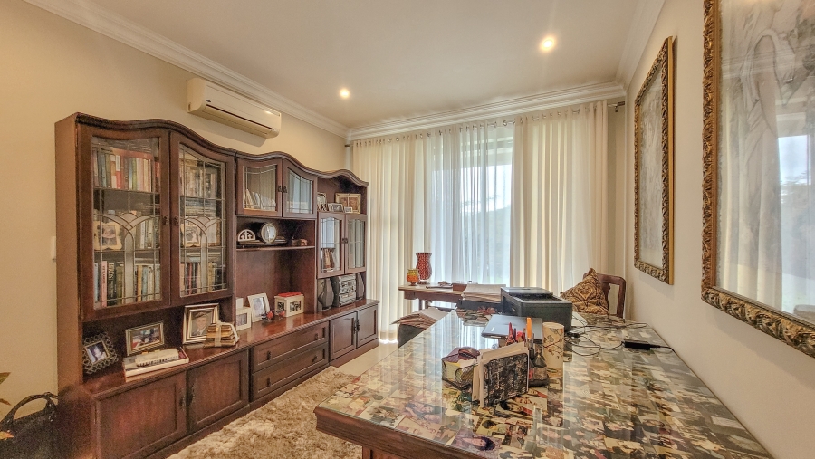 5 Bedroom Property for Sale in Simbithi Eco Estate KwaZulu-Natal