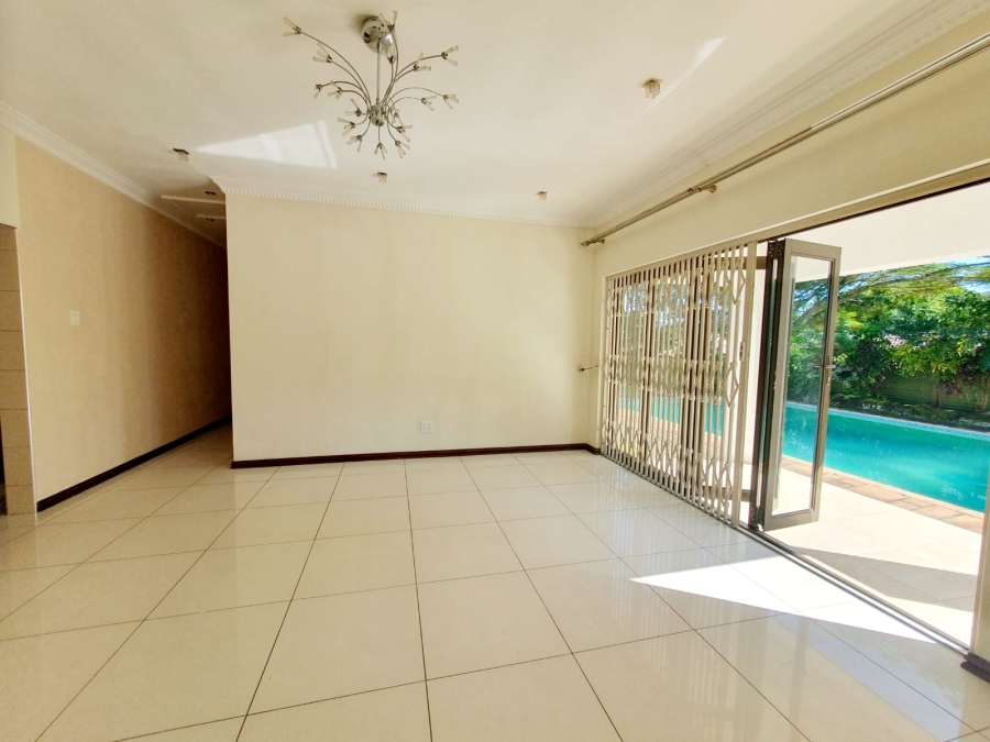 4 Bedroom Property for Sale in Meer En See KwaZulu-Natal