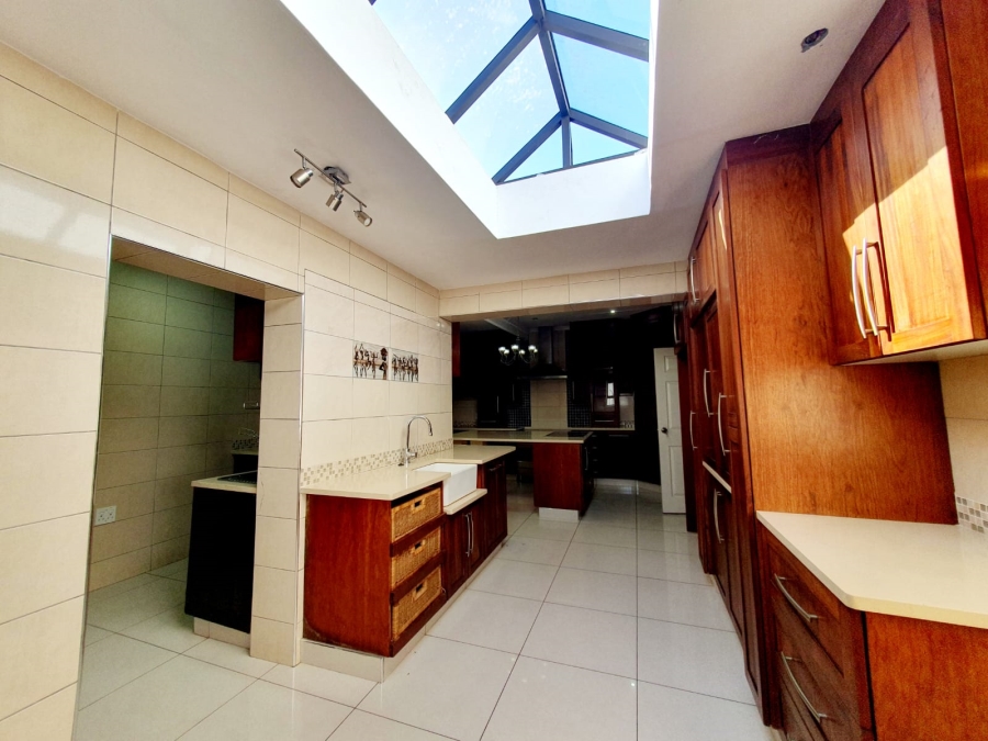 4 Bedroom Property for Sale in Meer En See KwaZulu-Natal