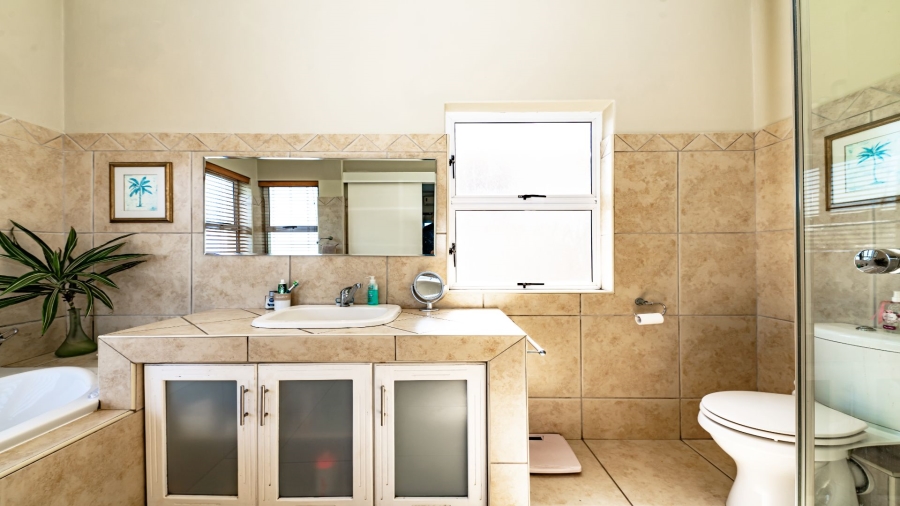4 Bedroom Property for Sale in Salt Rock KwaZulu-Natal