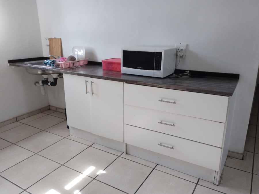To Let 3 Bedroom Property for Rent in Umbilo KwaZulu-Natal