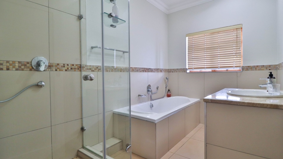 4 Bedroom Property for Sale in Hayfields KwaZulu-Natal