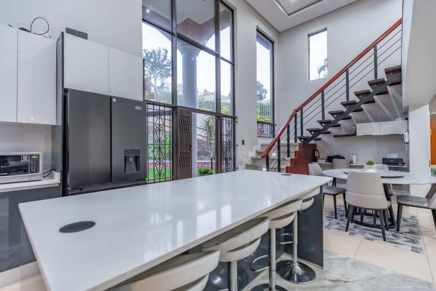 5 Bedroom Property for Sale in Westville Central KwaZulu-Natal