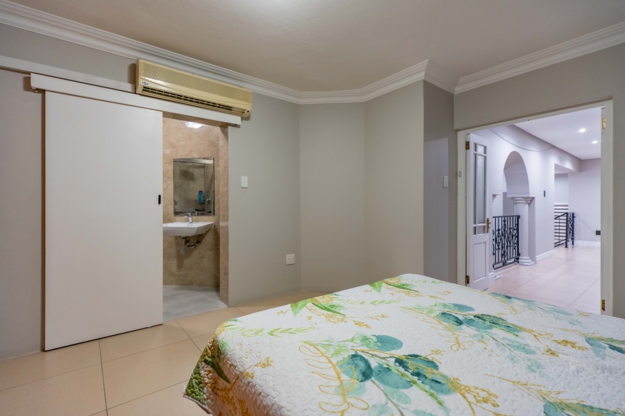 5 Bedroom Property for Sale in Westville Central KwaZulu-Natal