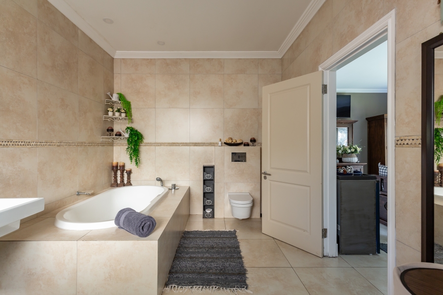 5 Bedroom Property for Sale in Sovereign Sands KwaZulu-Natal