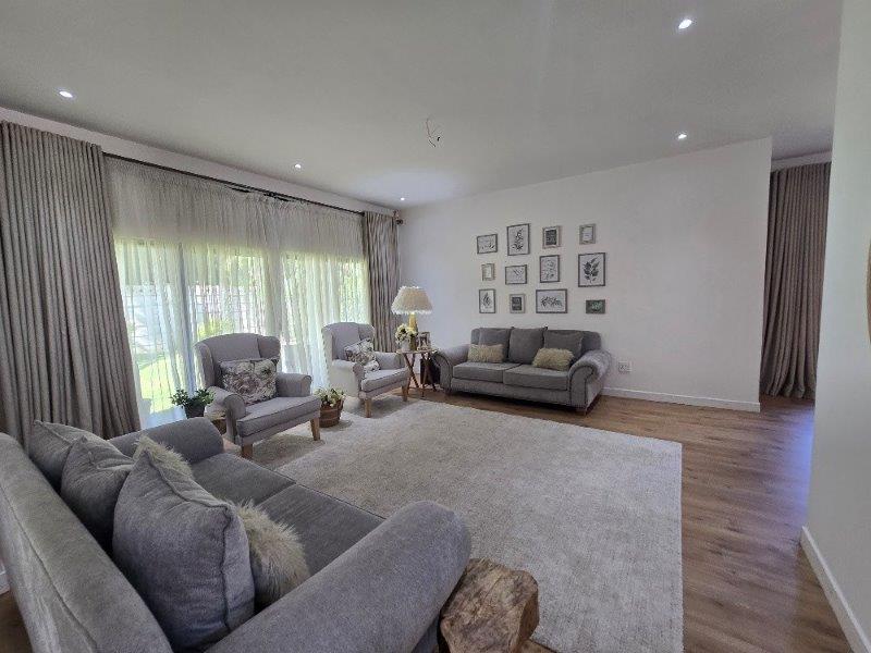4 Bedroom Property for Sale in Hatton Estate KwaZulu-Natal