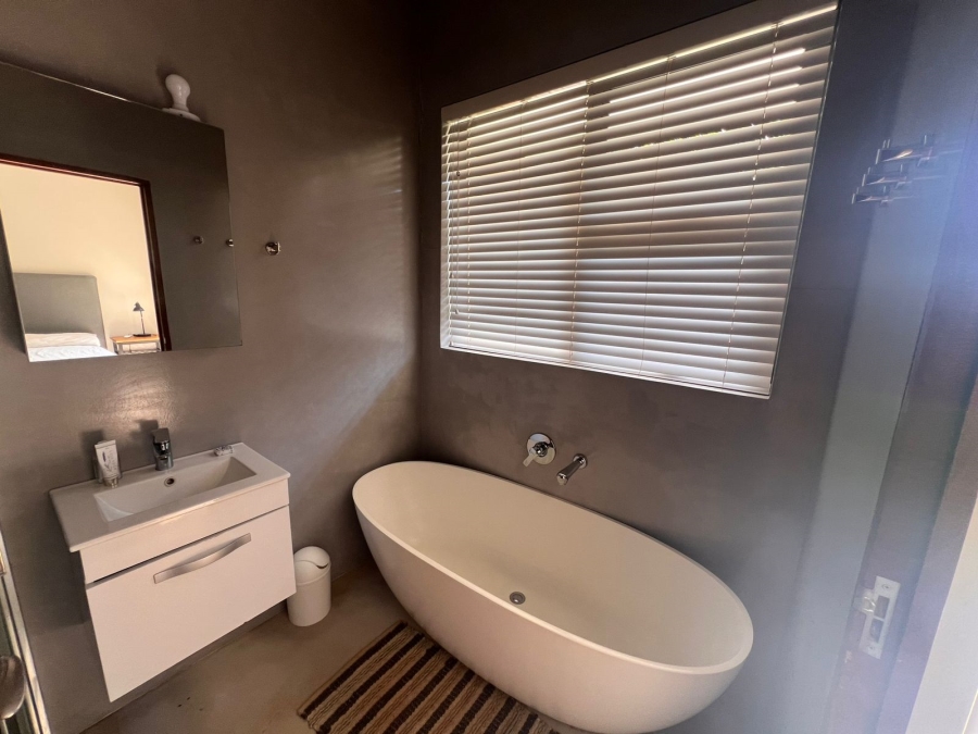 To Let 1 Bedroom Property for Rent in Zini River Estate KwaZulu-Natal