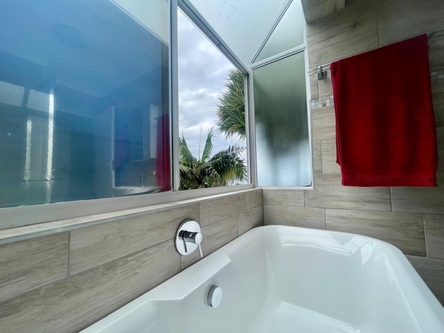 3 Bedroom Property for Sale in Shakas Rock KwaZulu-Natal