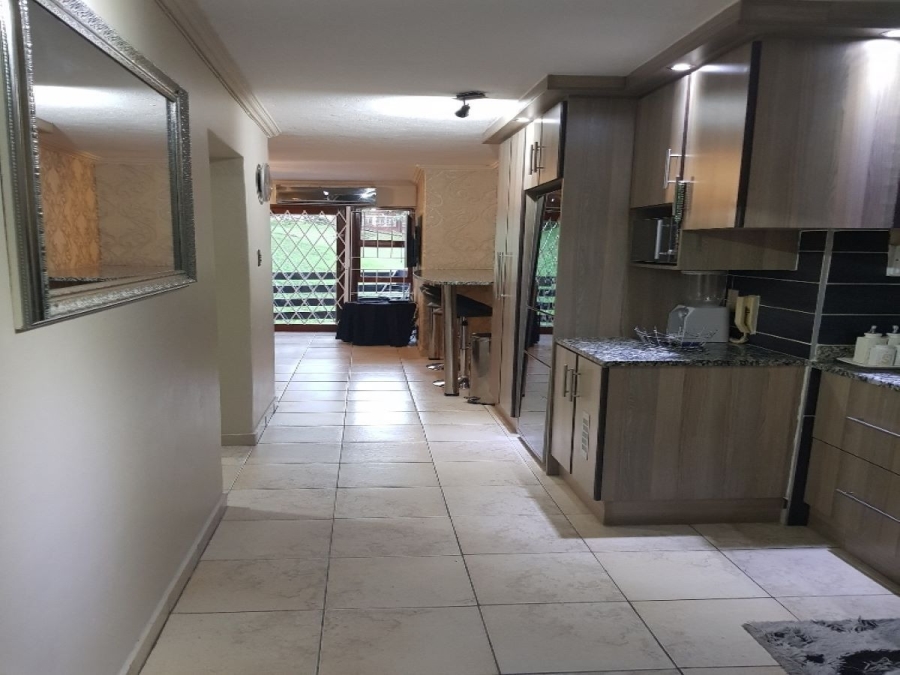 To Let 1 Bedroom Property for Rent in Bluff KwaZulu-Natal