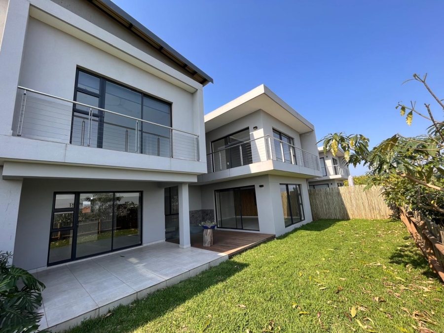 To Let 4 Bedroom Property for Rent in Shakas Rock KwaZulu-Natal