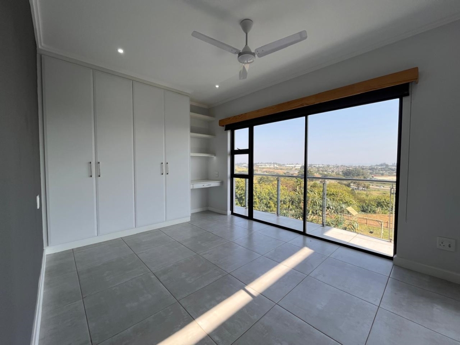 To Let 4 Bedroom Property for Rent in Shakas Rock KwaZulu-Natal