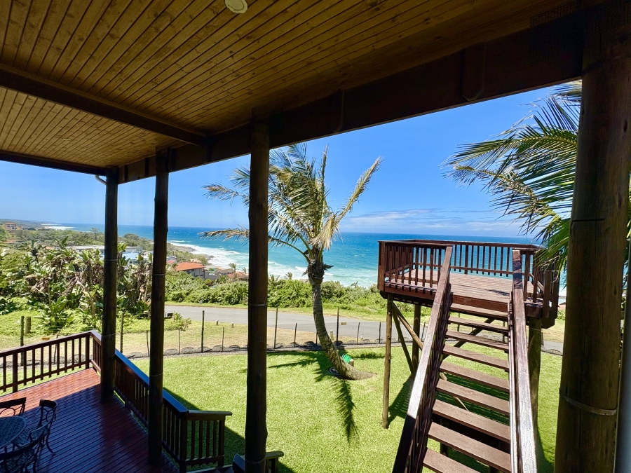 4 Bedroom Property for Sale in Tinley Manor KwaZulu-Natal