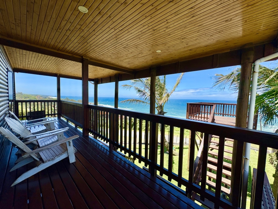 4 Bedroom Property for Sale in Tinley Manor KwaZulu-Natal
