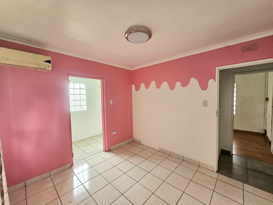 To Let 3 Bedroom Property for Rent in Bellair KwaZulu-Natal