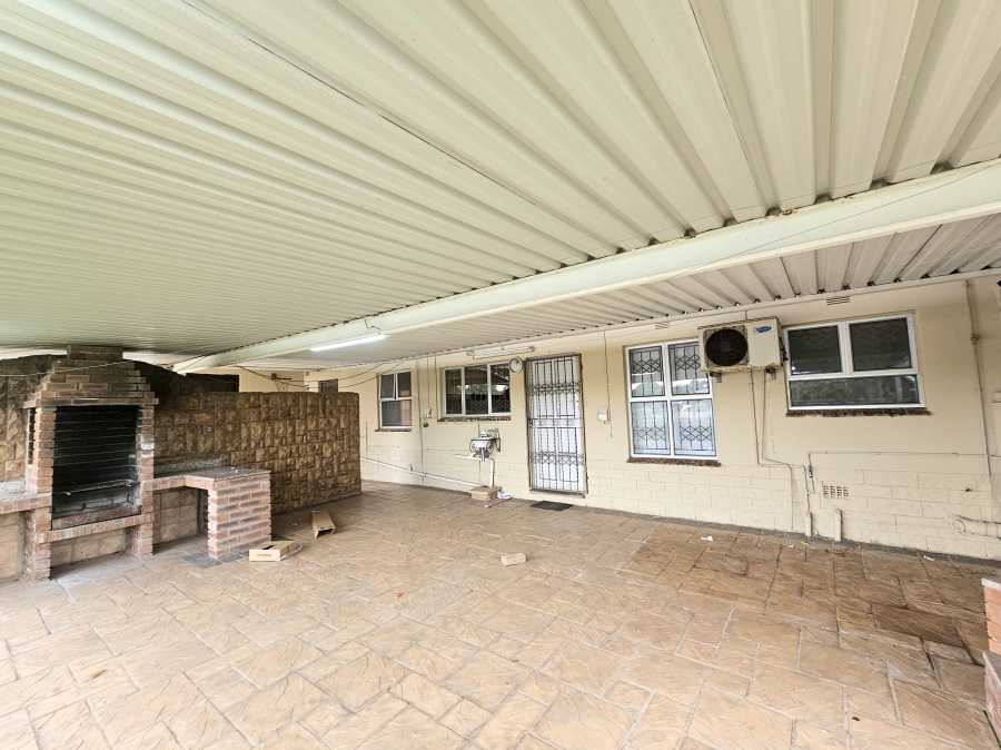 To Let 3 Bedroom Property for Rent in Bellair KwaZulu-Natal
