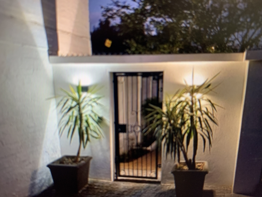 To Let commercial Property for Rent in Morningside KwaZulu-Natal