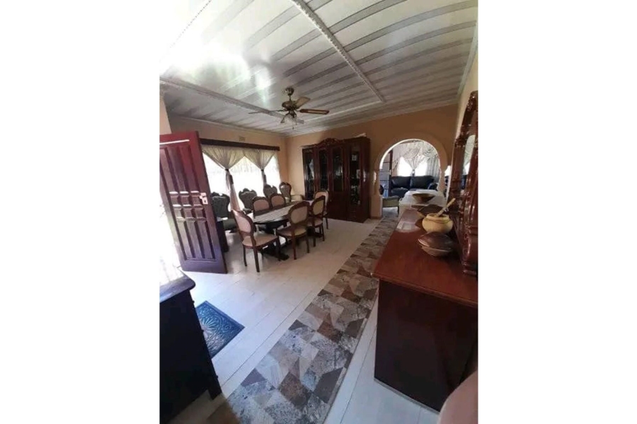 6 Bedroom Property for Sale in Dundee KwaZulu-Natal