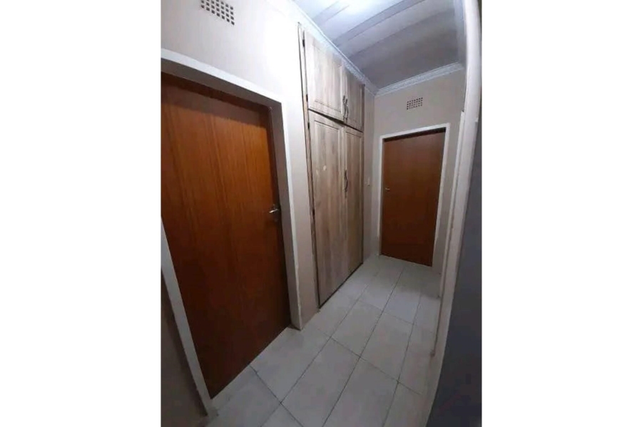 6 Bedroom Property for Sale in Dundee KwaZulu-Natal
