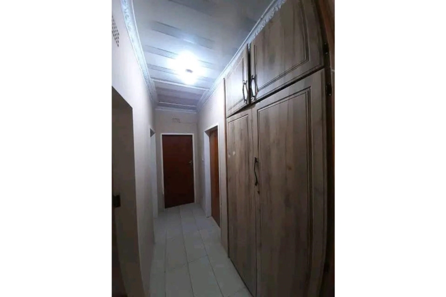 6 Bedroom Property for Sale in Dundee KwaZulu-Natal