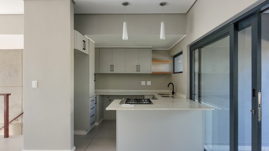 To Let 2 Bedroom Property for Rent in Palm Lakes Estate KwaZulu-Natal