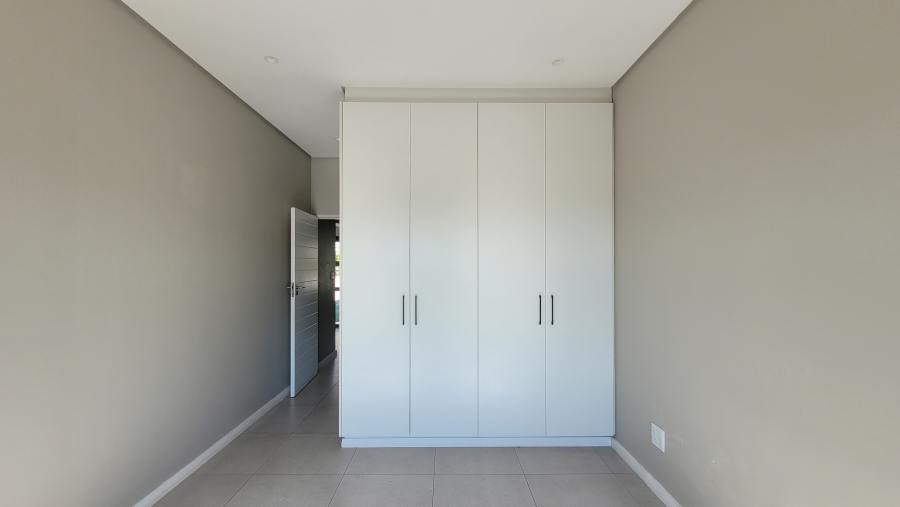 To Let 2 Bedroom Property for Rent in Palm Lakes Estate KwaZulu-Natal